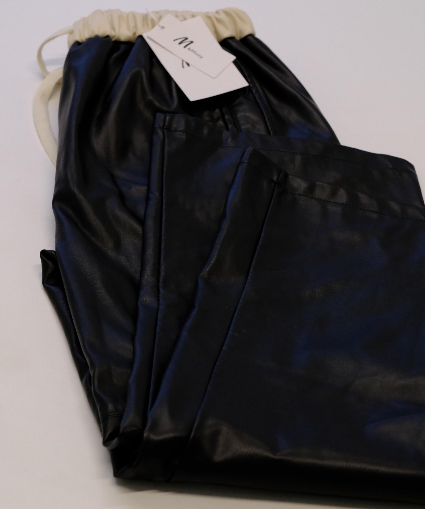 M&Miucy Women's High-Waisted Stretch Matte Leather Pants, Versatile Slim-Fit Trousers for Work & Casual