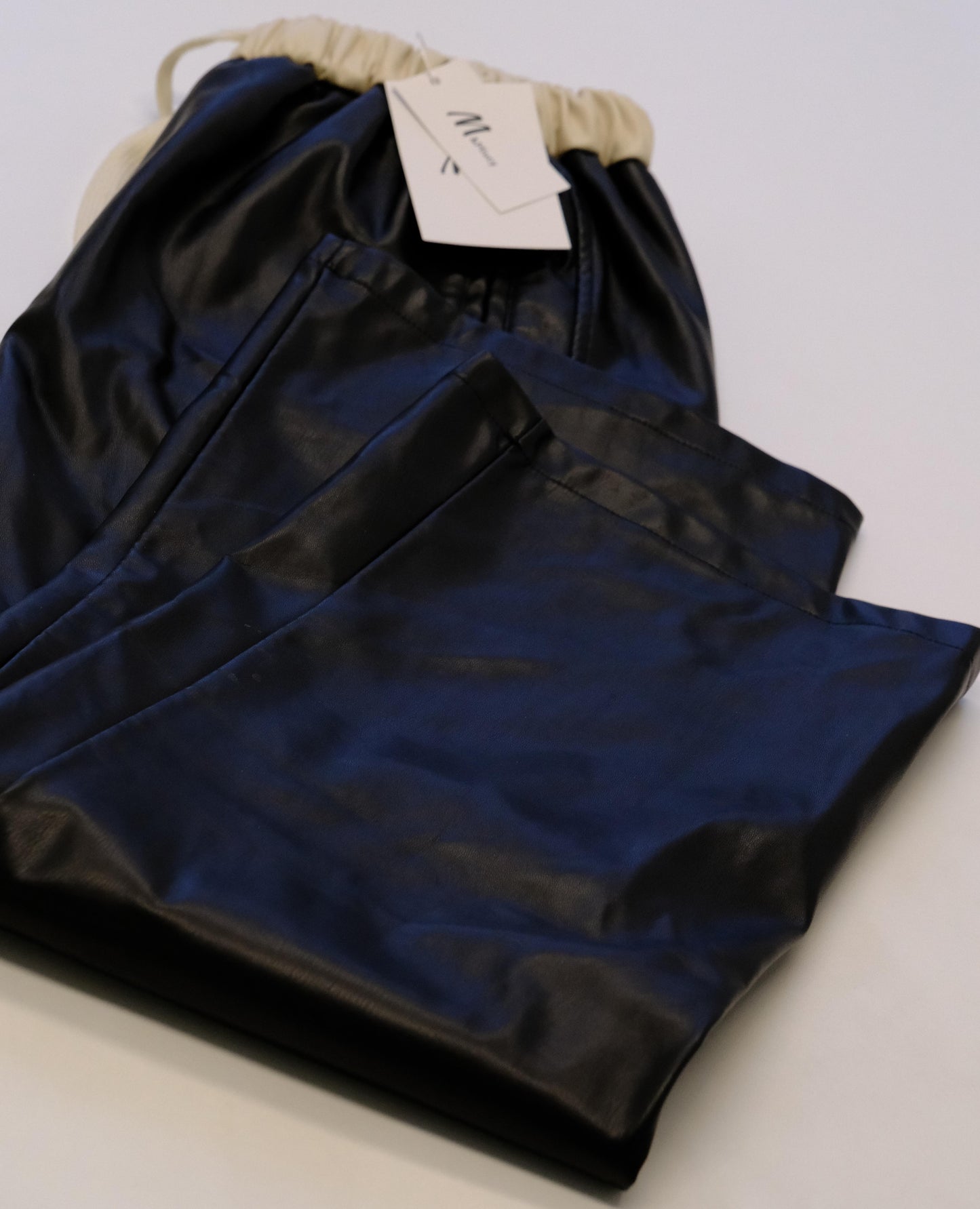 M&Miucy Women's High-Waisted Stretch Matte Leather Pants, Versatile Slim-Fit Trousers for Work & Casual